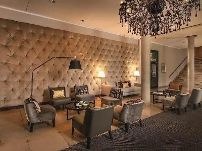 Maximilian's Hotel