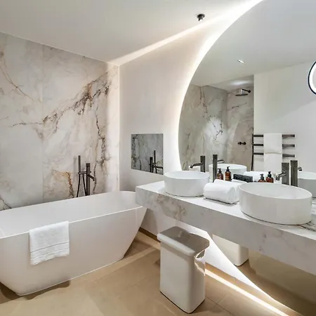 Hotel Maximilian's 5*