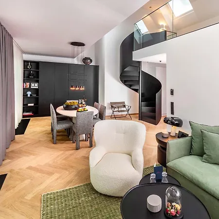 Hotel Maximilian's 5*