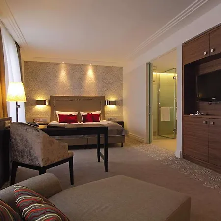 Maximilian’s Augsburg