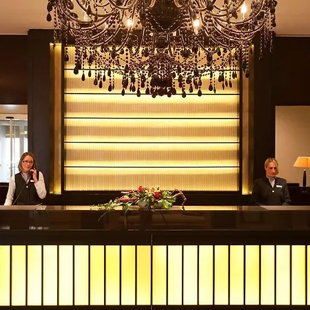 Maximilian’s Hotel 5*