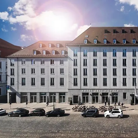 Maximilian’s Hotel 5*