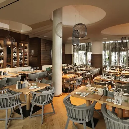 Maximilian's Hotel 5*