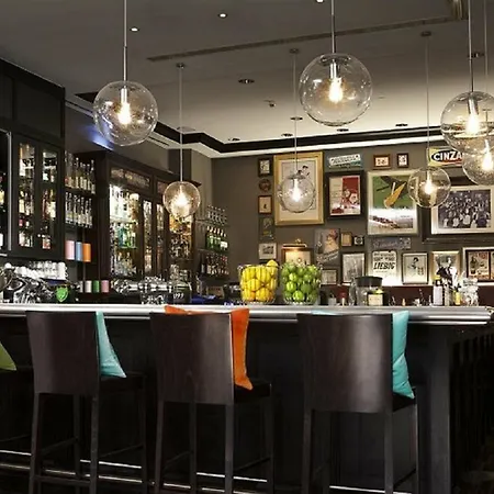 Hotel Maximilian’s